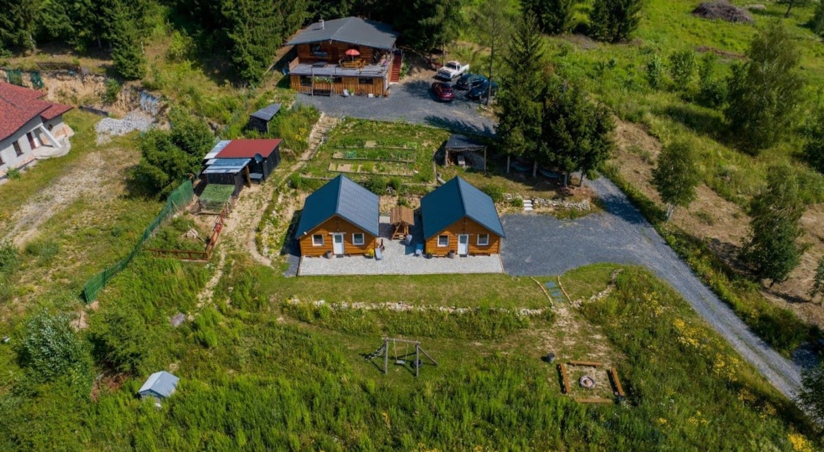 Widok z drona na posesję